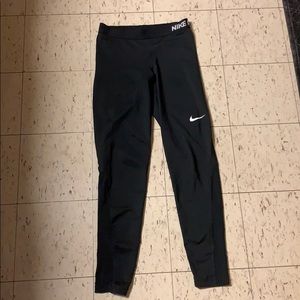 NEW Nike Pro Leggings